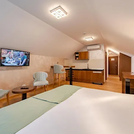 Rubicon Garni 4* Kragujevac