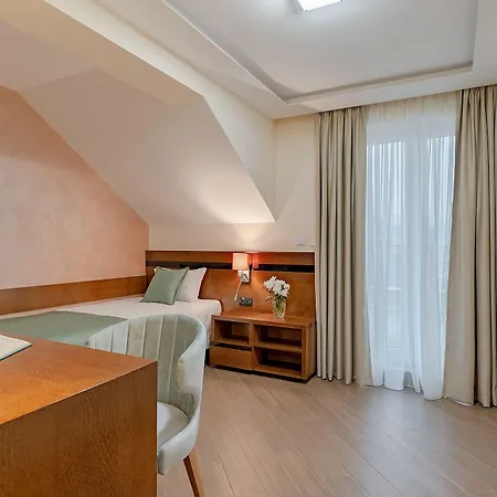 Rubicon Garni 4* Kragujevac