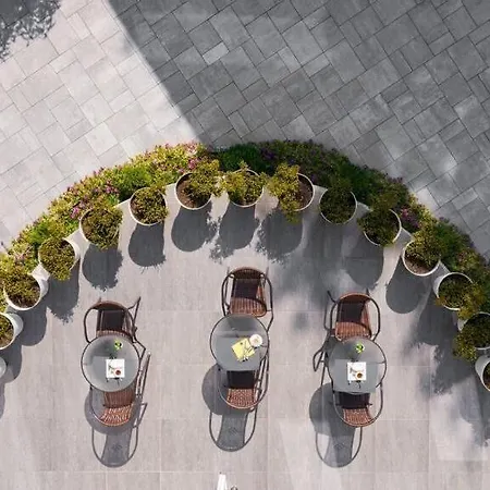 Rubicon Garni فندق