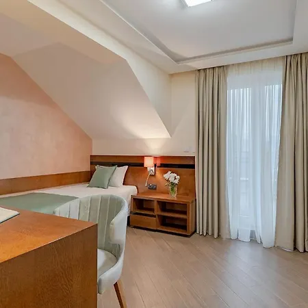 Rubicon Garni كراغوييفاك