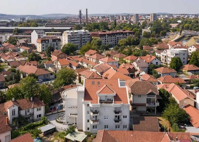 Rubicon Garni Отель Крагуевац