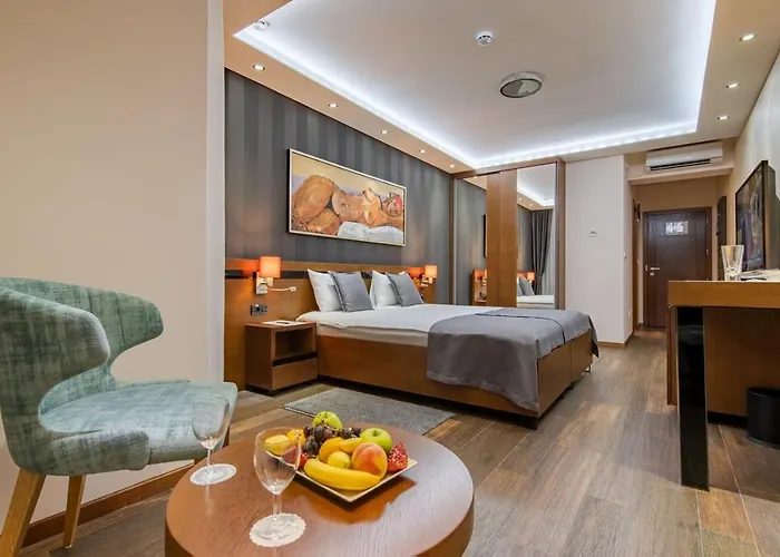 Отель Rubicon Garni 4*