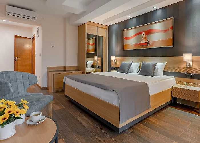 Отель Rubicon Garni 4*