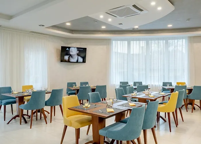 Rubicon Garni Отель Крагуевац